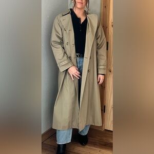 Vintage Burberrys’ Womens Trench Coat. 
Size 10 Extra X-Long.